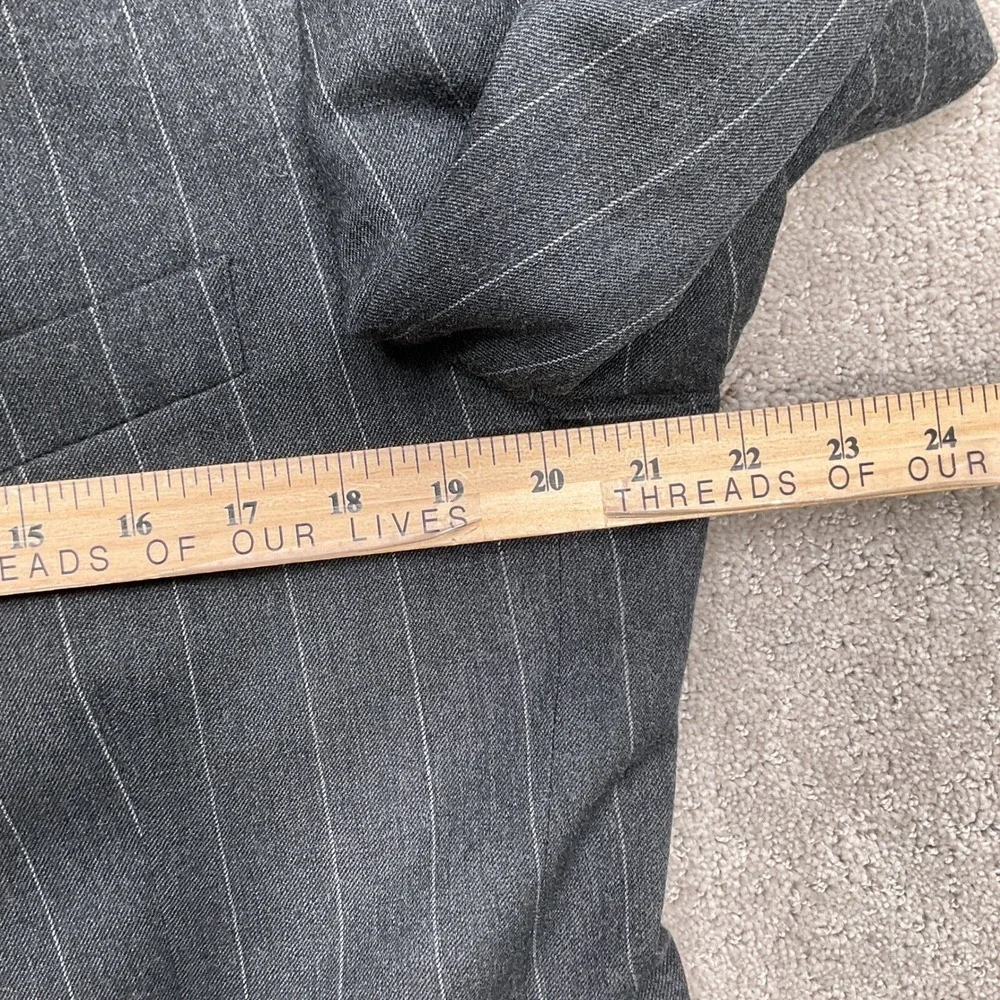 Brooks Brothers Blazer 42R Gray Pinstripe Classic Career Two Button Wool USA VTG